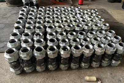 <a href=http://zwmfcls.com.cn target=_blank class=infotextkey>絲扣橡膠接頭</a>安徽省宿州市埇橋區(qū)生產(chǎn)廠家